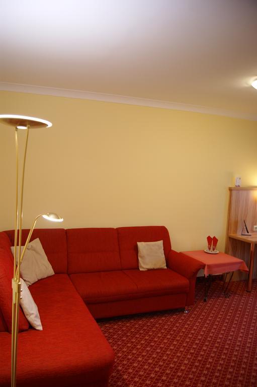 Kurhotel Kaiser Trajan Bad Gogging Ruang foto